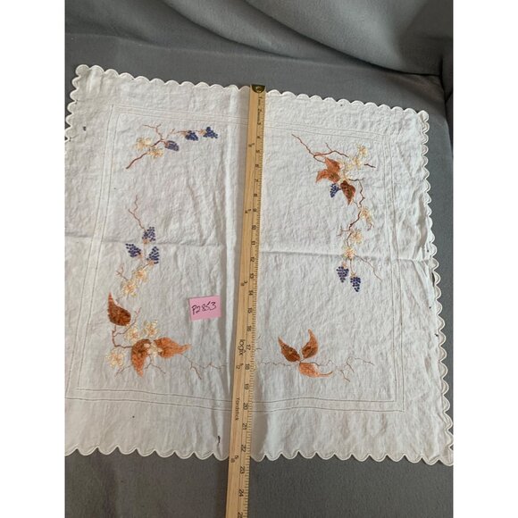Vintage Embroidered Floral Linen Tablecloth Scalloped Edge 23"x23" - Picture 8 of 11
